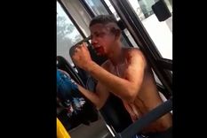 El ladrón fue salvajemente golpeado por intentar robar en un colectivo