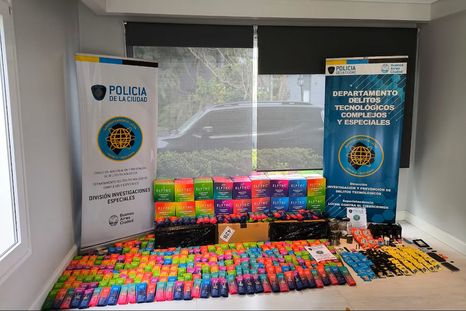Un hombre fue condenado a prisión efectiva por vender por internet gomitas con marihuana que intoxicaron a varias personas. Un hombre fue condenado a prisión efectiva por vender por internet gomitas con marihuana que intoxicaron a varias personas.