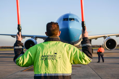 ATEPSA da detalles del paro de controladores aéreos que afectará los vuelos en plenas fiestas. ATEPSA da detalles del paro de controladores aéreos que afectará los vuelos en plenas fiestas.