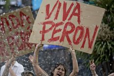 the new york times: el peronismo contribuyo a la tragedia con su populismo