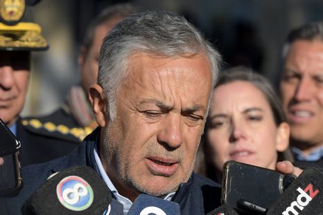 El gobernador Alfredo Cornejo no asistirá al acto por el Día de la Independencia en Tucumán y estará en un desfile organizado en Mendoza. El gobernador Alfredo Cornejo no asistirá al acto por el Día de la Independencia en Tucumán y estará en un desfile organizado en Mendoza.