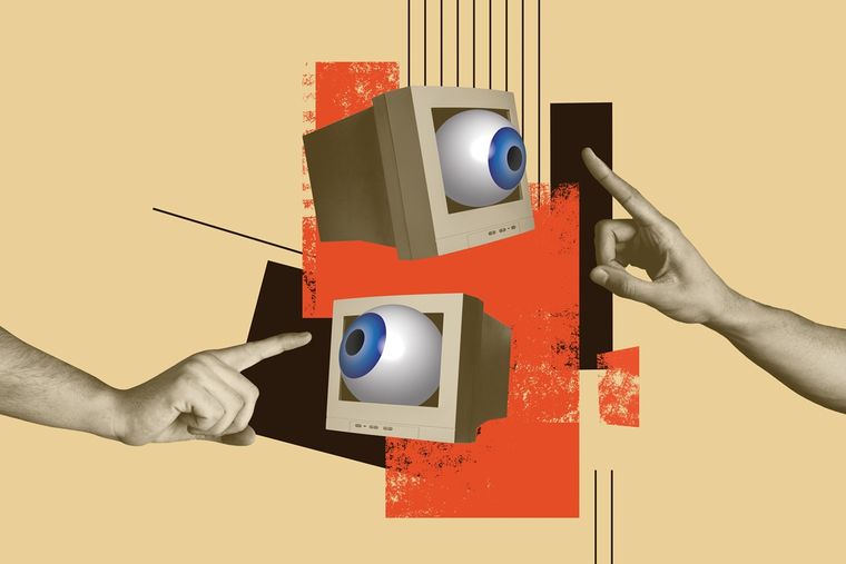 Una luz encendida de forma errática en la cámara de tu PC puede ser la primera señal de alerta. Una luz encendida de forma errática en la cámara de tu PC puede ser la primera señal de alerta.