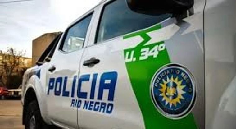 Un hombre en situación de calle fue encontrado sin vida en plena vía pública y se cree que podría haber fallecida por el frío extremo.