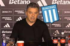 Marcelo Gallardo, serio en la conferencia de prensa en el Monumental tras la derrota con Riestra, ya piensa en la final ante Racing por Copa Argentina. Foto: captura de TV y Paladar Negro. Marcelo Gallardo, serio en la conferencia de prensa en el Monumental tras la derrota con Riestra, ya piensa en la final ante Racing por Copa Argentina. Foto: captura de TV y Paladar Negro.