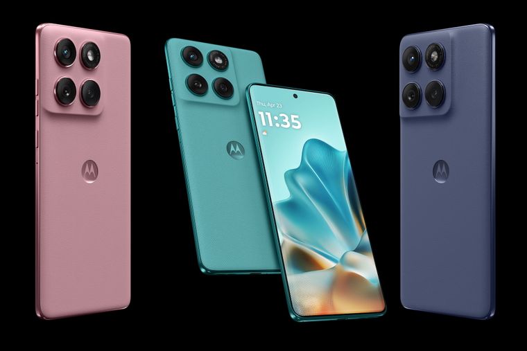 Pantalla pOLED 6,7” 120 Hz, HDR10+ y Dolby Atmos: foco en consumo de contenido. Pantalla pOLED 6,7” 120 Hz, HDR10+ y Dolby Atmos: foco en consumo de contenido.