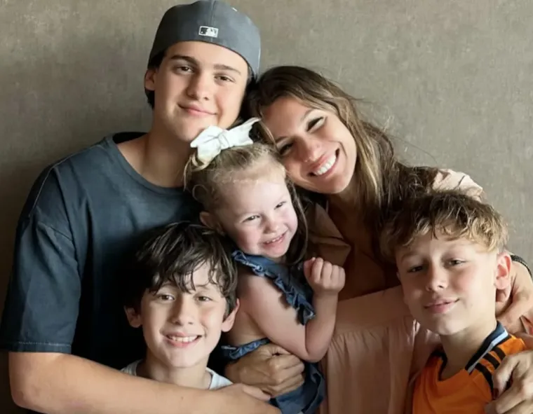 Pampita con sus hijos. Créditos: Archivo MDZ Pampita con sus hijos. Créditos: Archivo MDZ