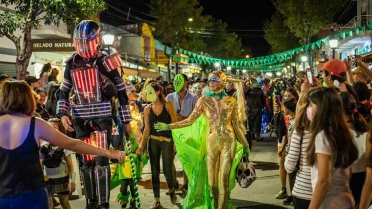 Del viernes 6 al domingo 15 de febrero se realizará la décima edición del Festival Alienígena (FA!) en Capilla del Monte: