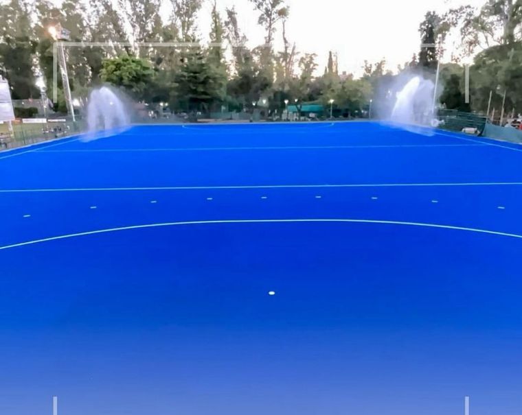 El Club Alemán comenzará con su proyecto para construir su cancha de agua de hockey sobre césped. El Club Alemán comenzará con su proyecto para construir su cancha de agua de hockey sobre césped. 