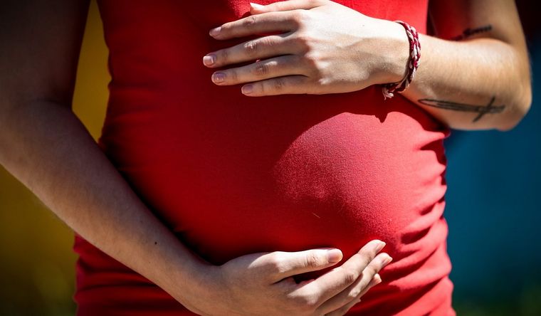 El Gobierno de Mendoza busca reducir la cantidad de cesáreas en el sector privado. El Gobierno de Mendoza busca reducir la cantidad de cesáreas en el sector privado.