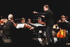 El ensamble orquestal de la Filarmónica Nacional bajo la dirección de Emmanuel Siffert en la gala por los 100 años de René Favaloro Foto: Gentileza Grupo Mass+