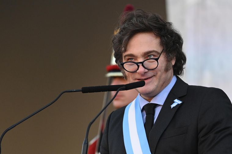 Por qué el Gobierno destinó 100 mil millones de pesos a la SIDE como gastos reservados. Foto: EFE