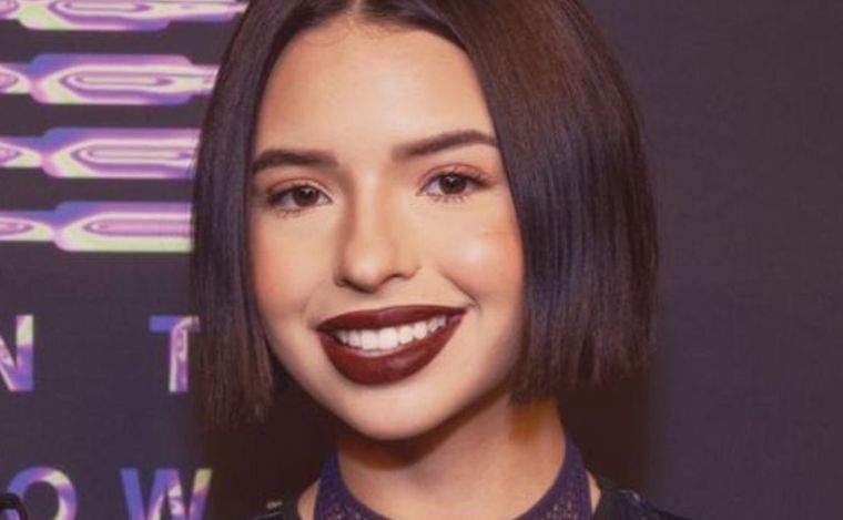 En primer plano, Ángela Aguilar presume su belleza y desata una revolución Ángela Aguilar es una cantante mexicana. Foto: Instagram @angela_aguilar_