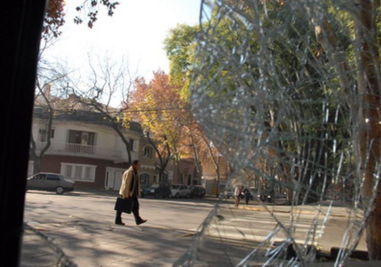 Frente del local agredido. Foto: Marcelo Ruiz/ MDZ