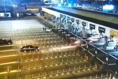 El impactante accidente se registró el sábado a la noche.