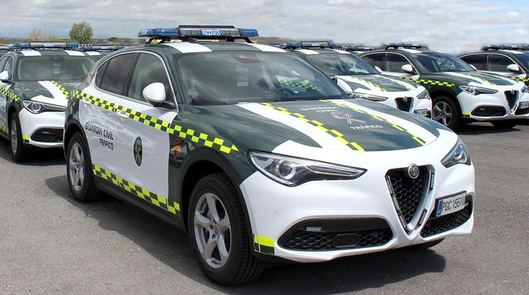 Los nuevos Alfa Romeo de la Guardia Civil de España. Foto: periodismodelmotor.com