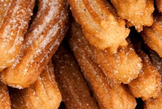 polemica en la playa: el insolito cruce viral entre una churreria y un usuario por el precio de la docena polemica en la playa: el insolito cruce viral entre una churreria y un usuario por el precio de la docena