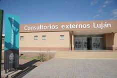 El Gobierno de Mendoza formalizó la adjudicación de la concesión del Hospital de Luján de Cuyo a la empresa Hogar Salud S.A.