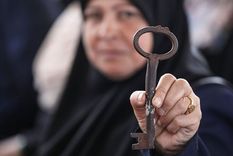 No son simples llaves, sino símbolos de una esperanza: la de retornar algún día a sus hogares Foto: Getty Images