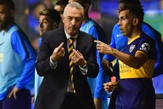 con un palito para bermudez, alfaro salio a bancar a tevez