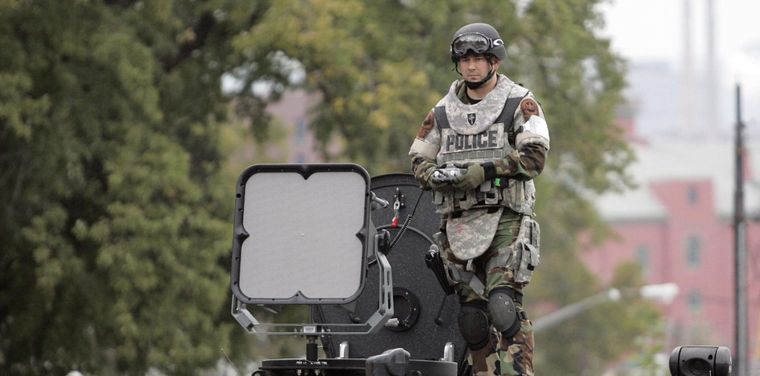 Durante la captura de Nicolás Maduro en Venezuela, un guardia de seguridad reportó que Estados Unidos utilizó un arma nunca vista.
