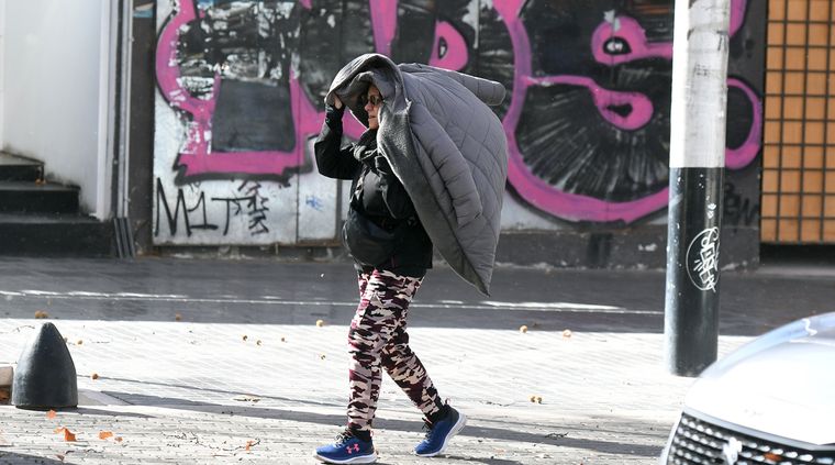 El SMN emitió un alerta por vientos para este sábado