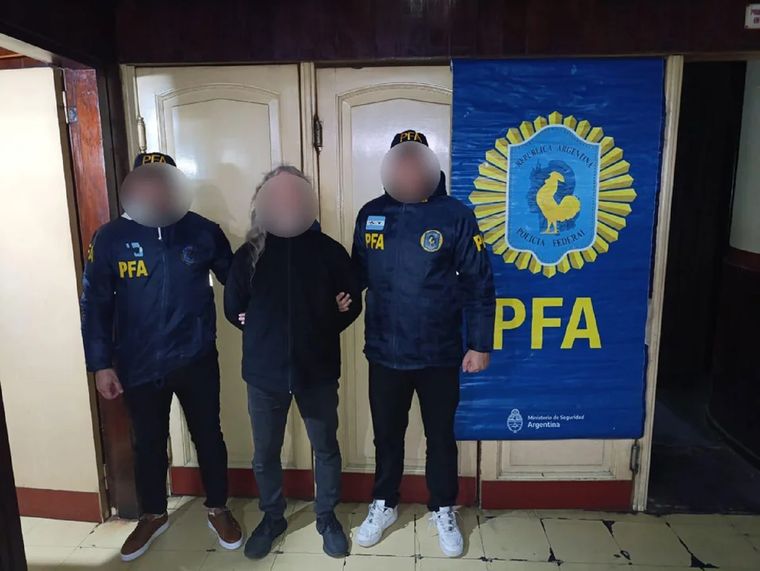 Los dueños del cine de Ciudadela fueron detenidos en Villa Domínico