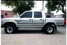 el usado del dia: toyota hilux 2003, casi de coleccion