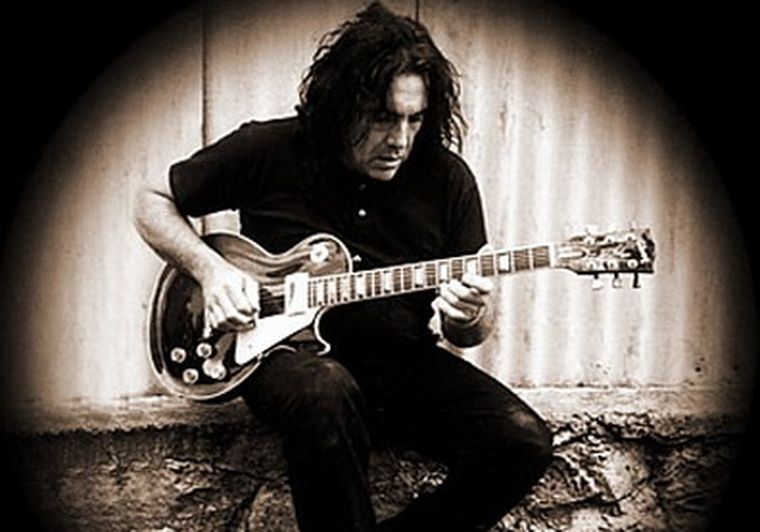 Pergolini remarcó el valor del proyecto de Pappo's Blues como una pieza fundamental de la identidad musical local. Pergolini remarcó el valor del proyecto de Pappo's Blues como una pieza fundamental de la identidad musical local.