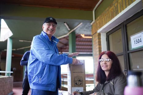 Hugo Passalacqua, gobernador de Misiones. Hugo Passalacqua, gobernador de Misiones.