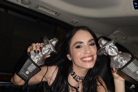 Lali Espósito se llevó dos estatuillas. Fuente: Instagram. Lali Espósito se llevó dos estatuillas. Fuente: Instagram.