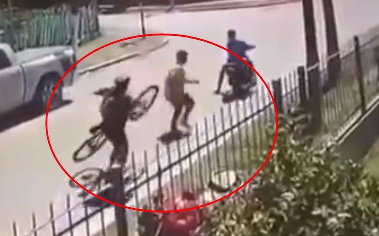 El joven fue atacado por dos motochorros Foto: Imagen ilustrativa