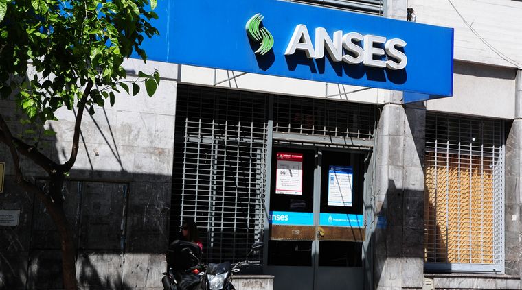 El organismo dirigido por Fernanda Raverta otorga $15.000 a un grupo de beneficiarios Foto: ALF PONCE MERCADO / MDZ