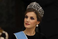 ¿cual es el look de letizia que quedo para la historia? podria volver a usarlo