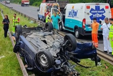 Así quedó el auto de la víctima tras el accidente. Foto: NA Así quedó el auto de la víctima tras el accidente. Foto: NA