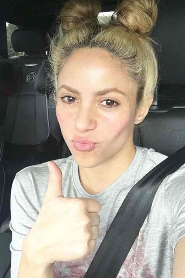 Shakira Shakira