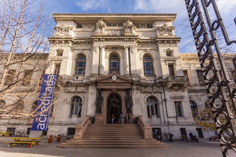 Varios edificios de la Universidad de la República fueron evacuados Foto: X