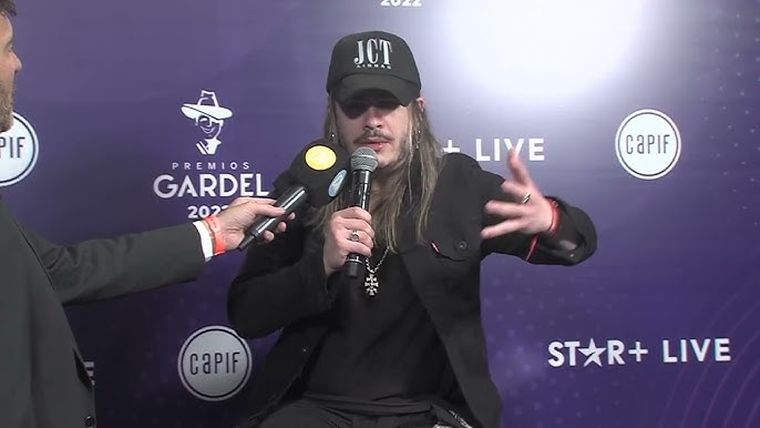 Airbag consolida su etapa más exitosa con la nominación de "El Club de la Pelea I" tras agotar cinco estadios en tiempo récord. Airbag consolida su etapa más exitosa con la nominación de "El Club de la Pelea I" tras agotar cinco estadios en tiempo récord.