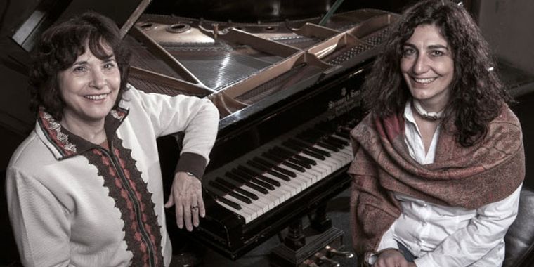 Ana María Olivencia y Elena Dabul, investigadoras musicales.