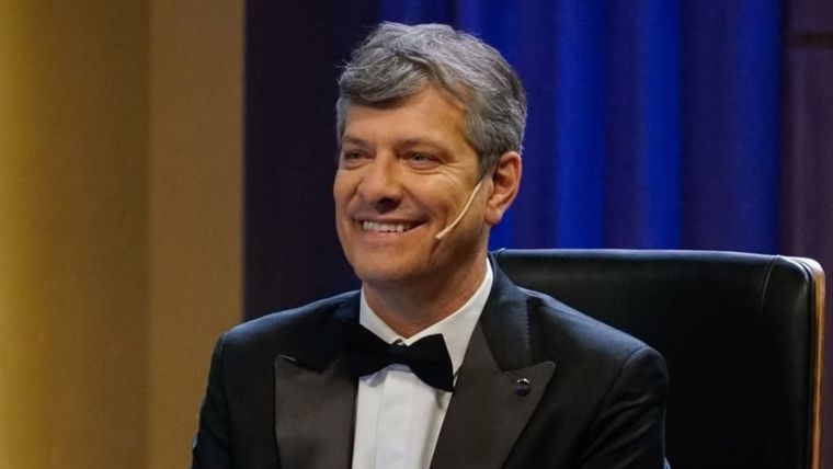 Mario y un análisis "grasa". Créditos: Foto: Instagram / @otrodiaperdido Mario y un análisis "grasa". Créditos: Foto: Instagram / @otrodiaperdido