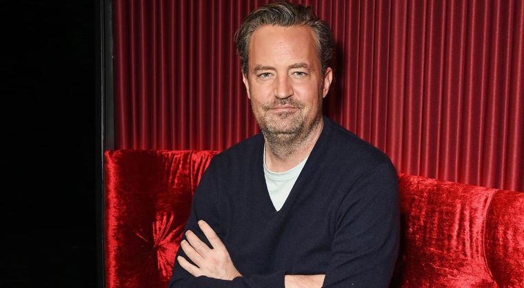 Matthew Perry murió a los 54 años Foto: https://www.elcorreo.com/xlsemanal/personajes/matthew-perry-escandalos-vida-personal-sexo-friends-julia-roberts.html