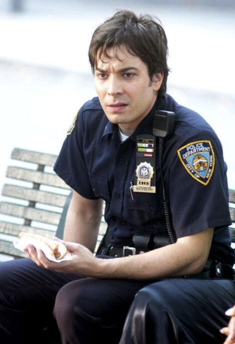 Jimmy Fallon y Queen Latifah forman un equipo poco convencional para capturar a ladronas. Foto: Archivo Jimmy Fallon y Queen Latifah forman un equipo poco convencional para capturar a ladronas. Foto: Archivo