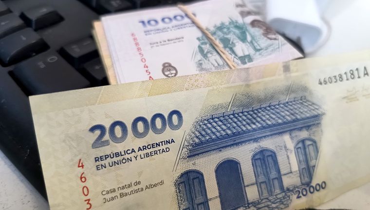 El salario mínimo definido por decreto.