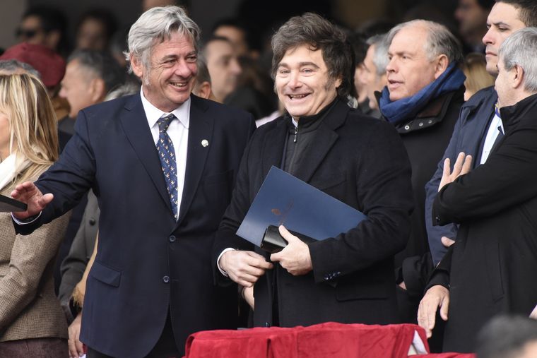 Javier Milei y Nicolás Pino en el acto inaugural de La Rural 2025