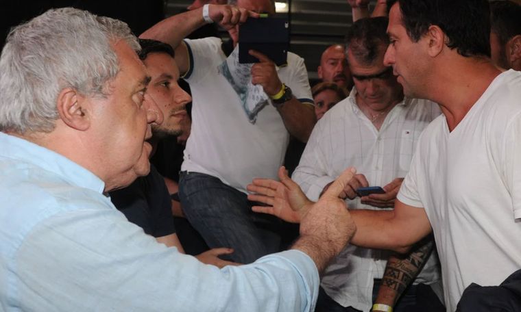 Ameal acusa a Gribaudo por un monto relacionado al pase de Cristian Pavón. Foto: Clarín