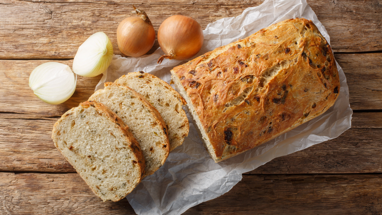 Receta de pan de cebolla que siempre sale bien y conquista