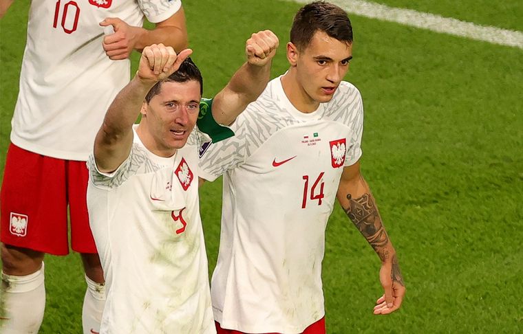 Robert Lewandowski El polaco se emocionó tras convertir su primer gol en un Mundial.