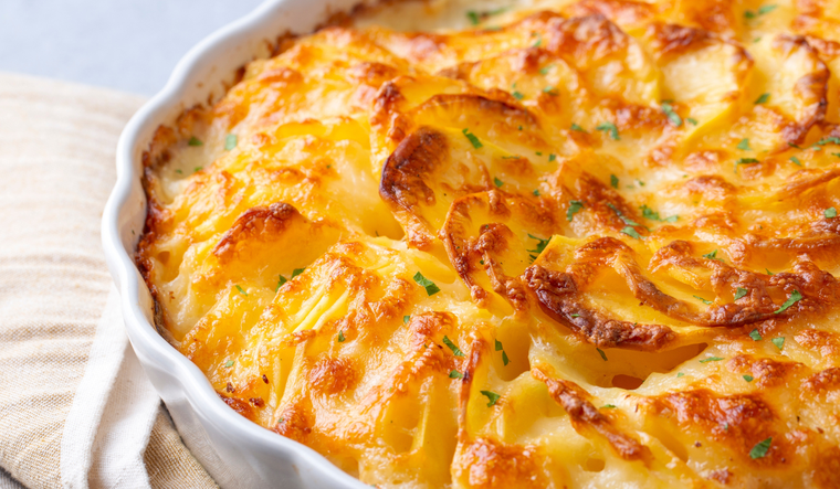 Esta receta de papas gratinadas con crema es la mejor del mundo