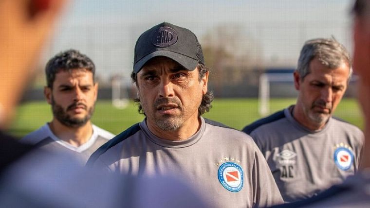 El DT palpitó su visita a la Bombonera. Foto: Argentinos Juniors