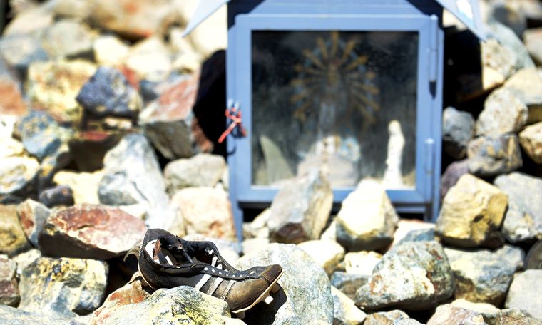 Cientos de objetos descansan en el Valle de las Lágrimas Foto: Walter Moreno/Mdz