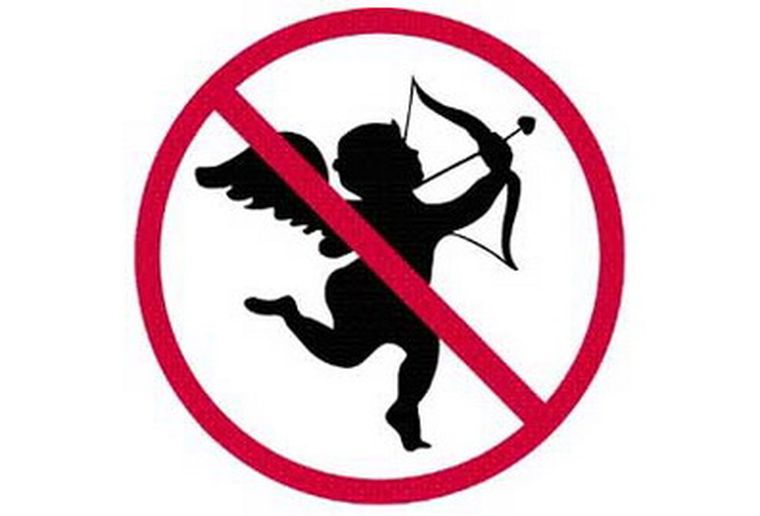 No a San Valentín, explota en Twitter.